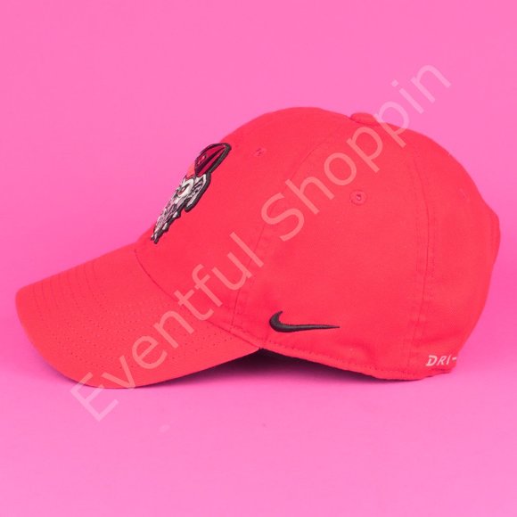 Nike Red Georgia Bulldogs Vault Swoosh Heritage 86 Adjustable Hat in Red - Picture 3 of 12